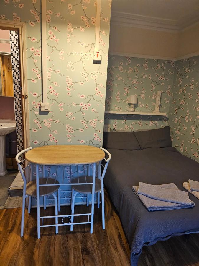 Ensuite Double Room Elizabeth Line Abbeywood Abbey Wood Exteriér fotografie